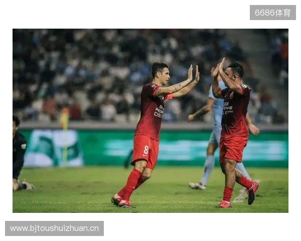 WPS x《剑网3》全新联名活动!当黄鸡大笑点亮屏幕,让职场解锁快意江湖新体验 WPS x《剑网3》全新联名活动!当黄鸡大笑点亮屏幕,让职场解锁快意江湖新体验